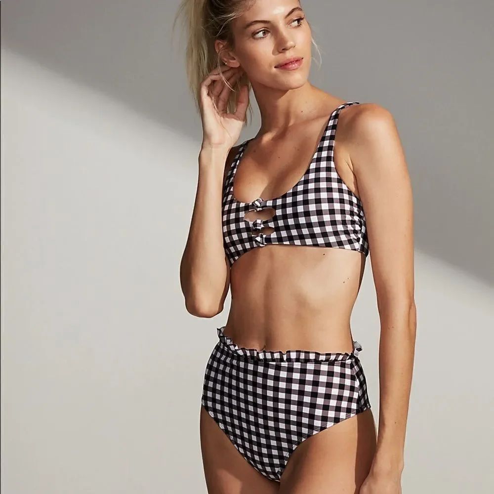 ✨2xHP✨High Waisted Gingham Ruffle Bikini Bottoms✨